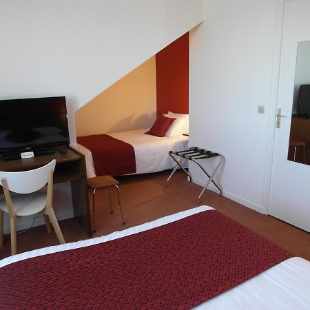 Hotel Chantepie Жу-ле-Тур Экстерьер фото